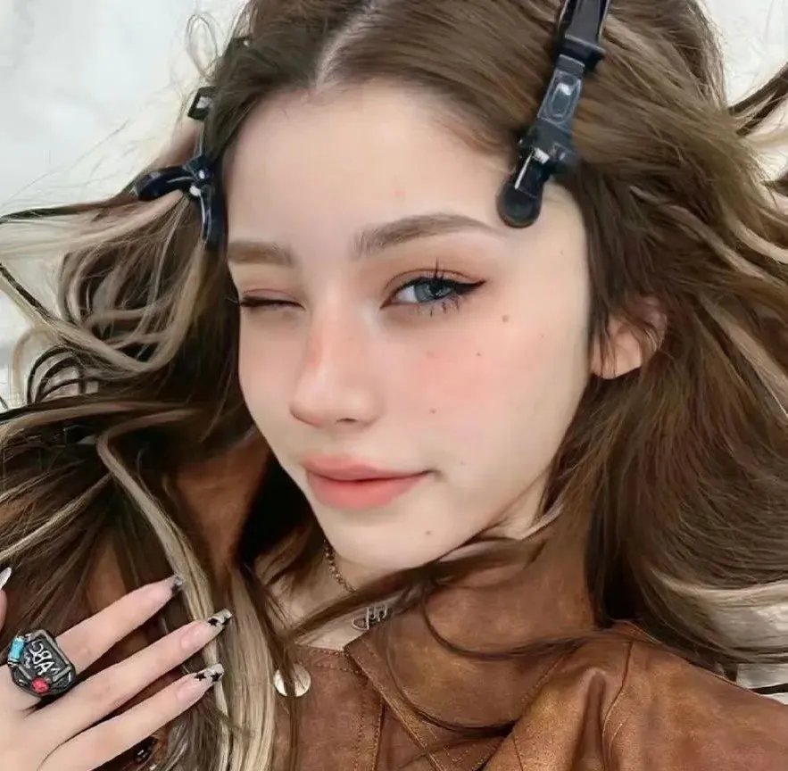 烈燄红颜